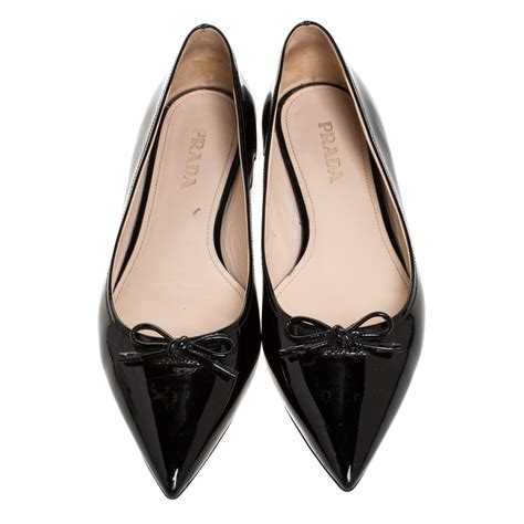 ballet pumps prada